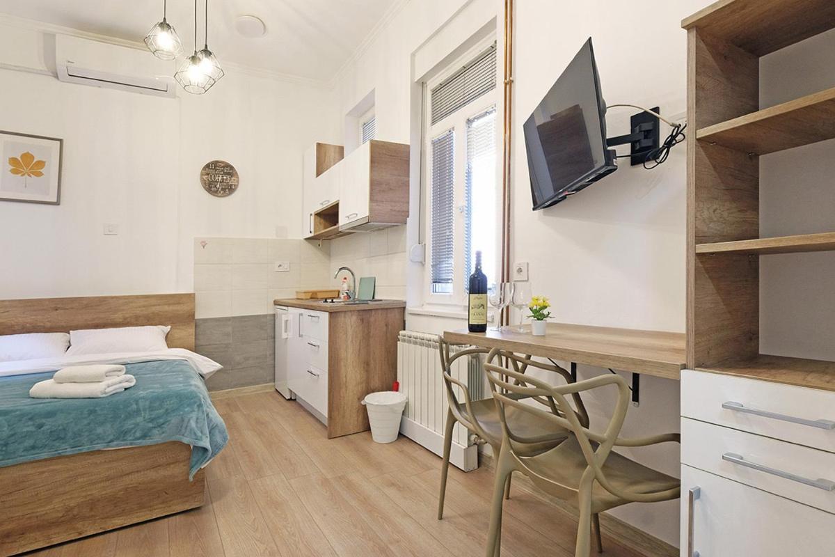 Ikar Apartments Bělehrad Pokoj fotografie